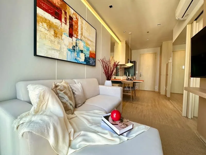 1 Bedroom condo in Noble State 39