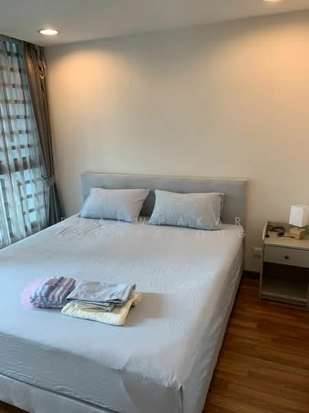 1 Bedroom condo in Zenith Place Sukhumvit 42
