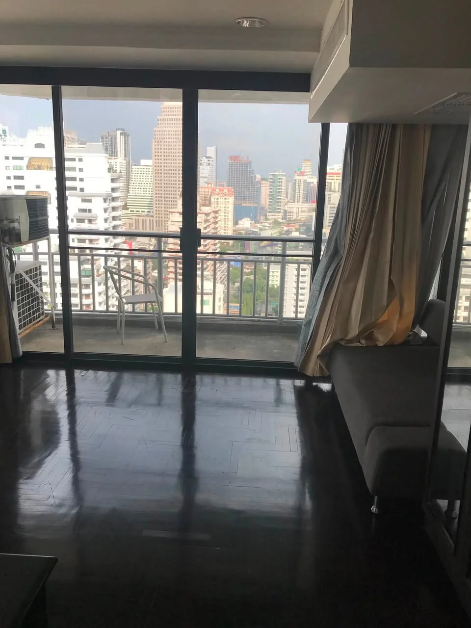 3 Bedroom condo in Lake Green