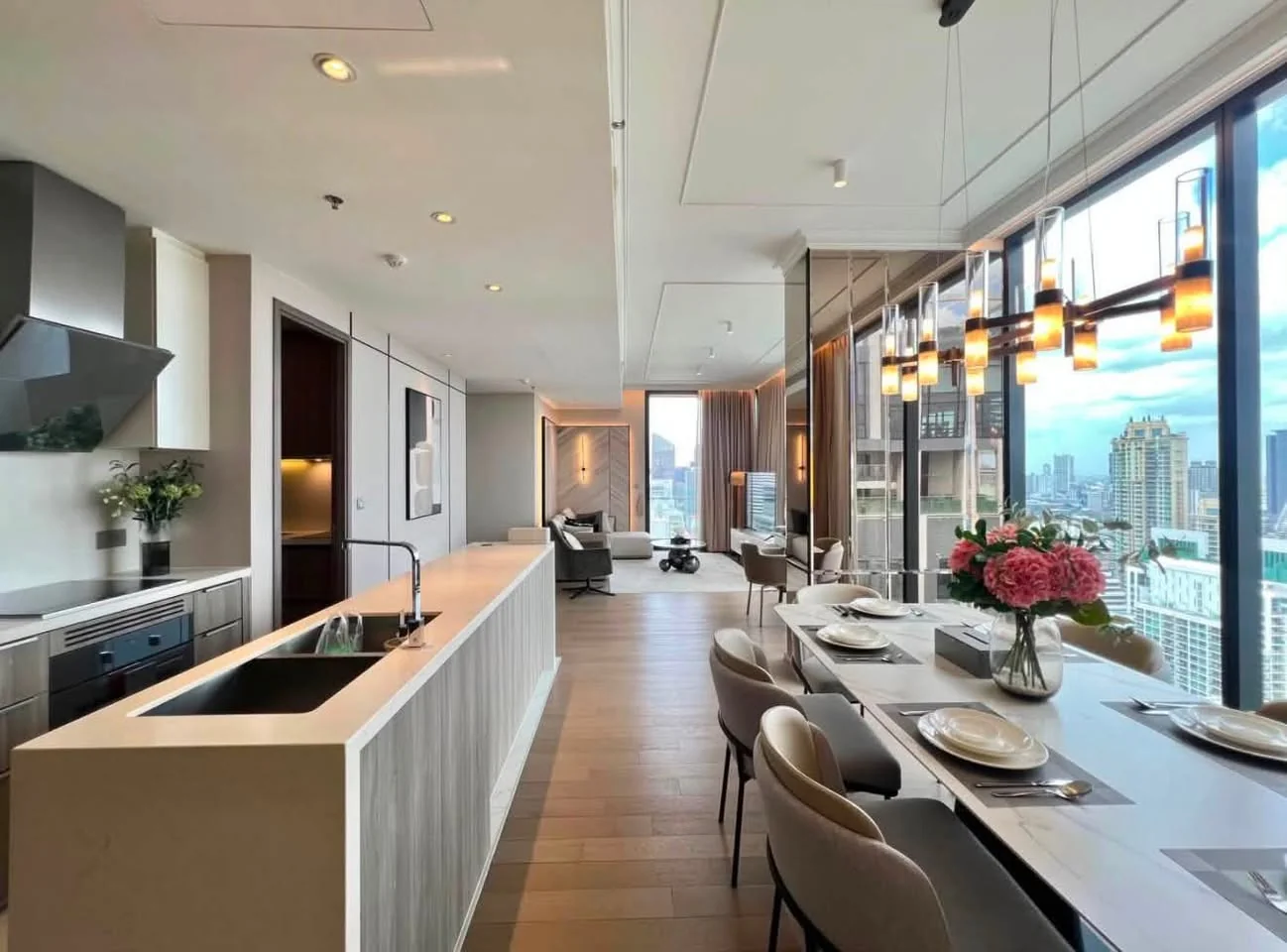 3 Bedroom condo in Celes Asoke