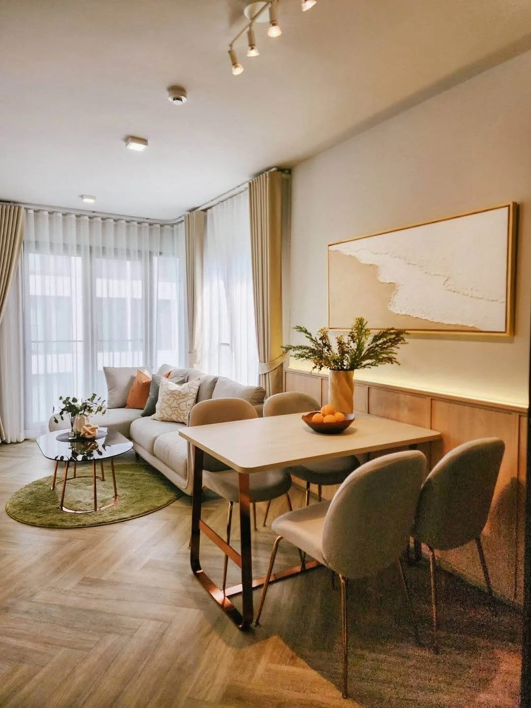 2 Bedroom condo in Chapter Thonglor 25