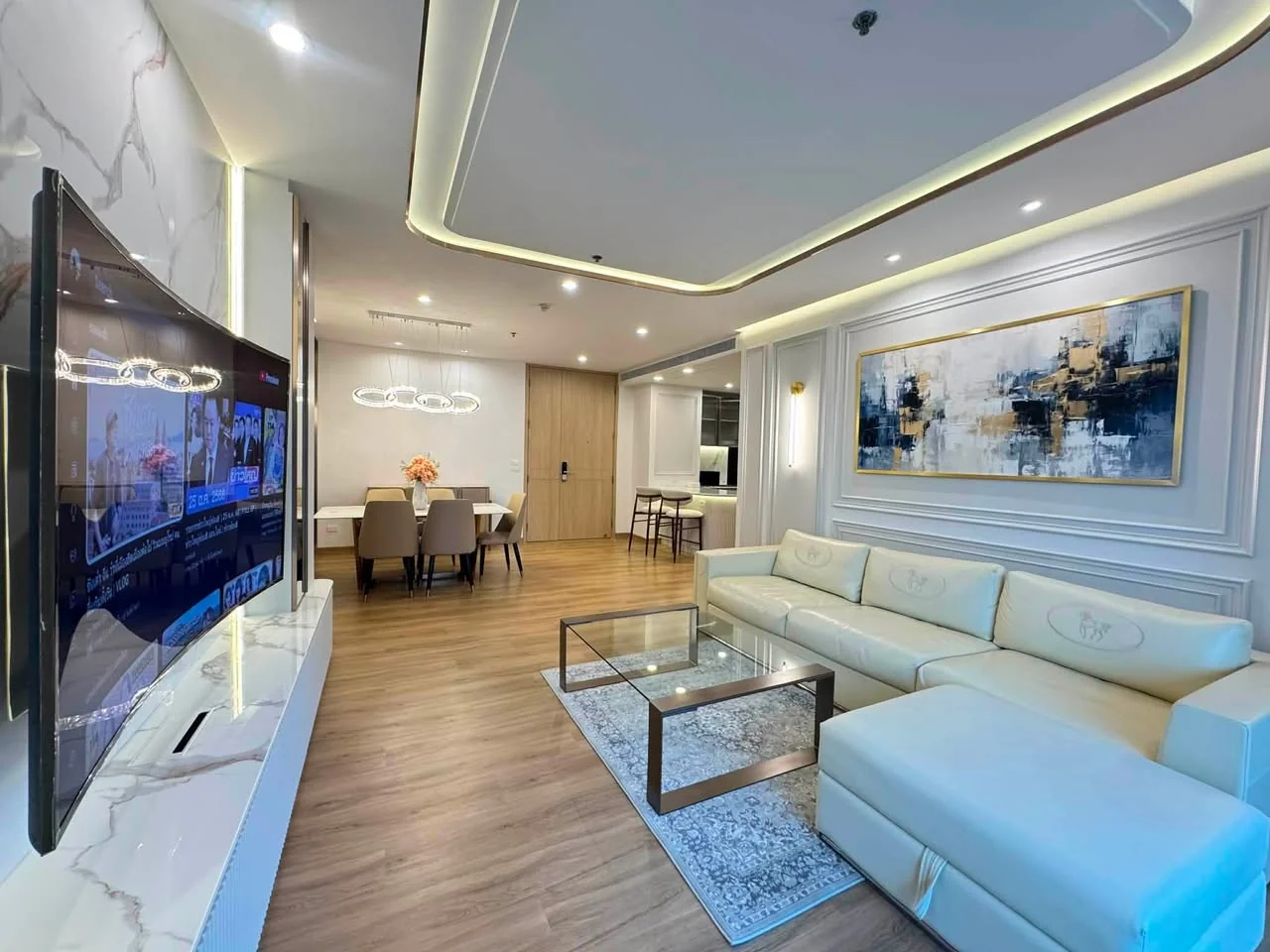 3 Bedroom condo in The Royal Saladaeng