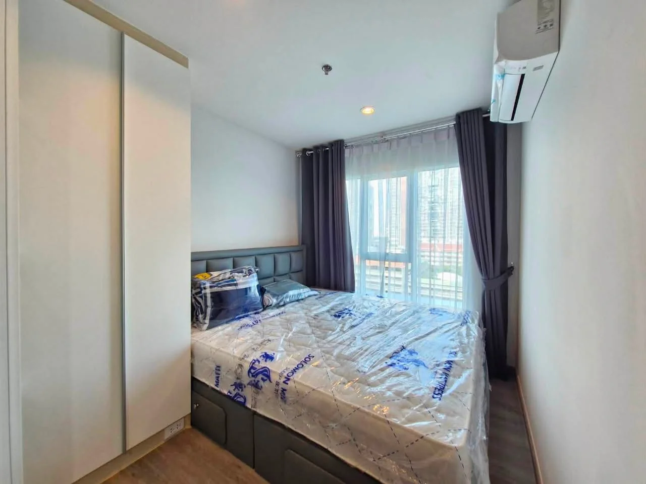 1 Bedroom condo in Regent Home Bangna