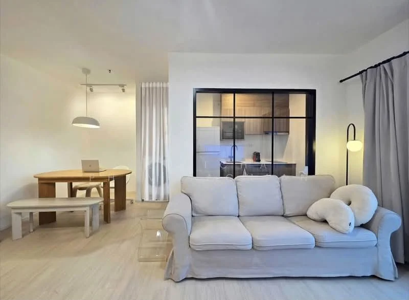 2 Bedroom condo in The Parkland Phetkasem 56