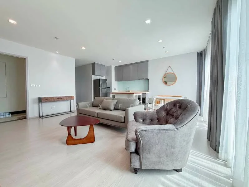 2 Bedroom condo in Rhythm Sukhumvit 36-38