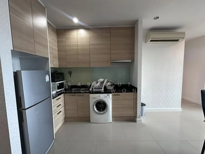 2 Bedroom condo in Circle Condominium