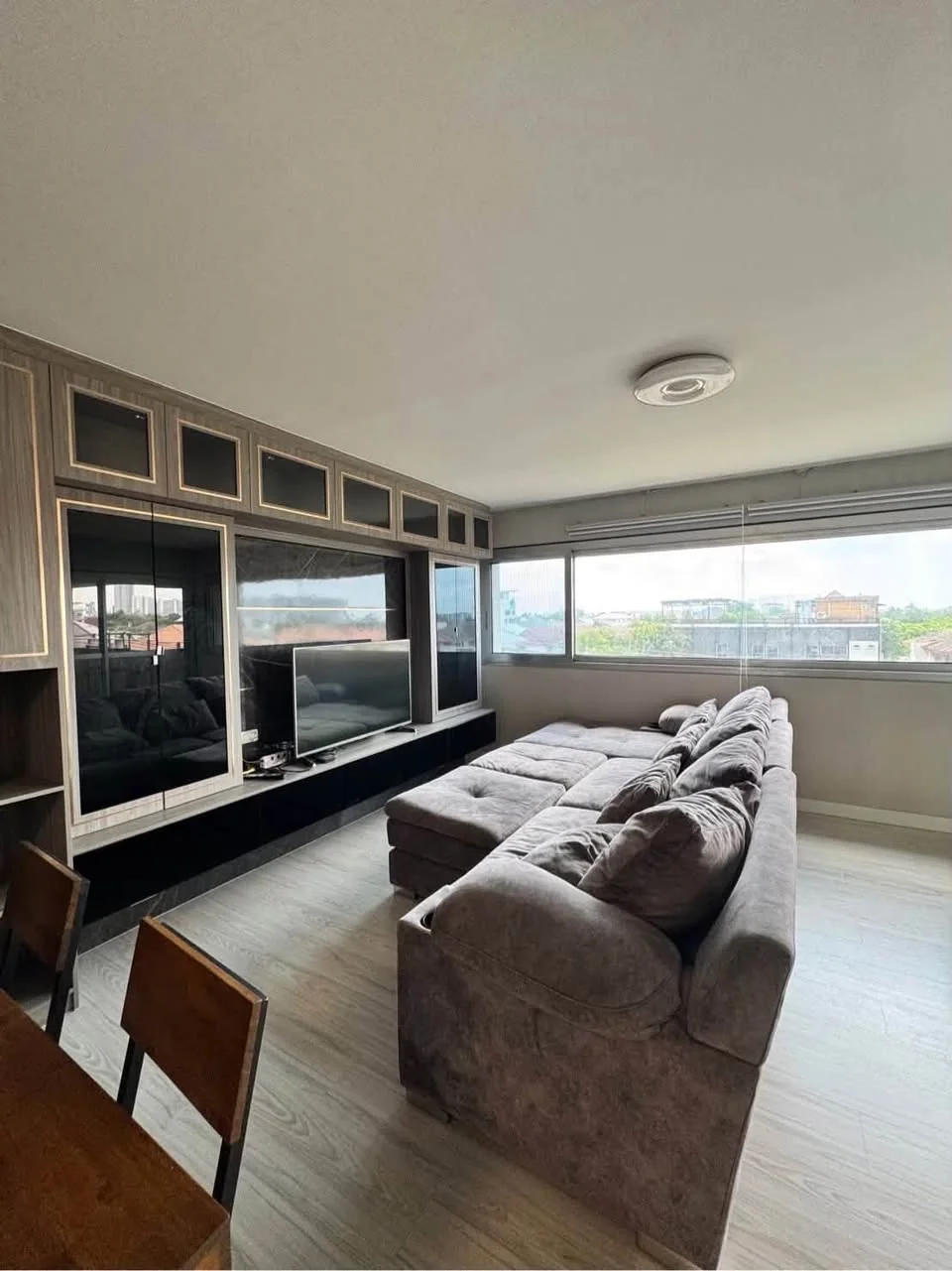 2 Bedroom condo in Superior Condominium