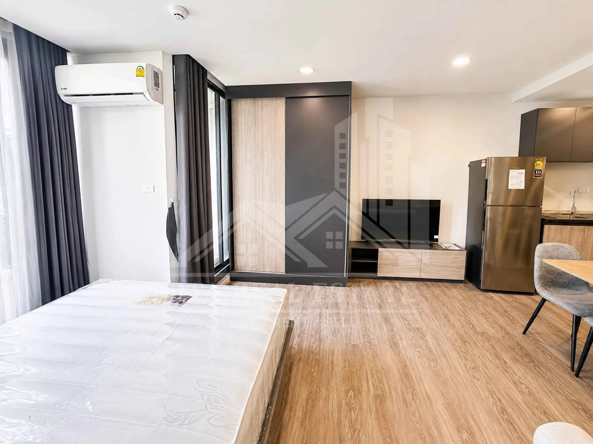 Studio condo in Flexi Sathorn - Charoennakorn
