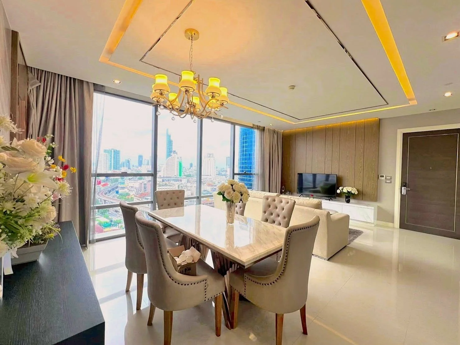 2 Bedroom condo in The Bangkok Sathorn