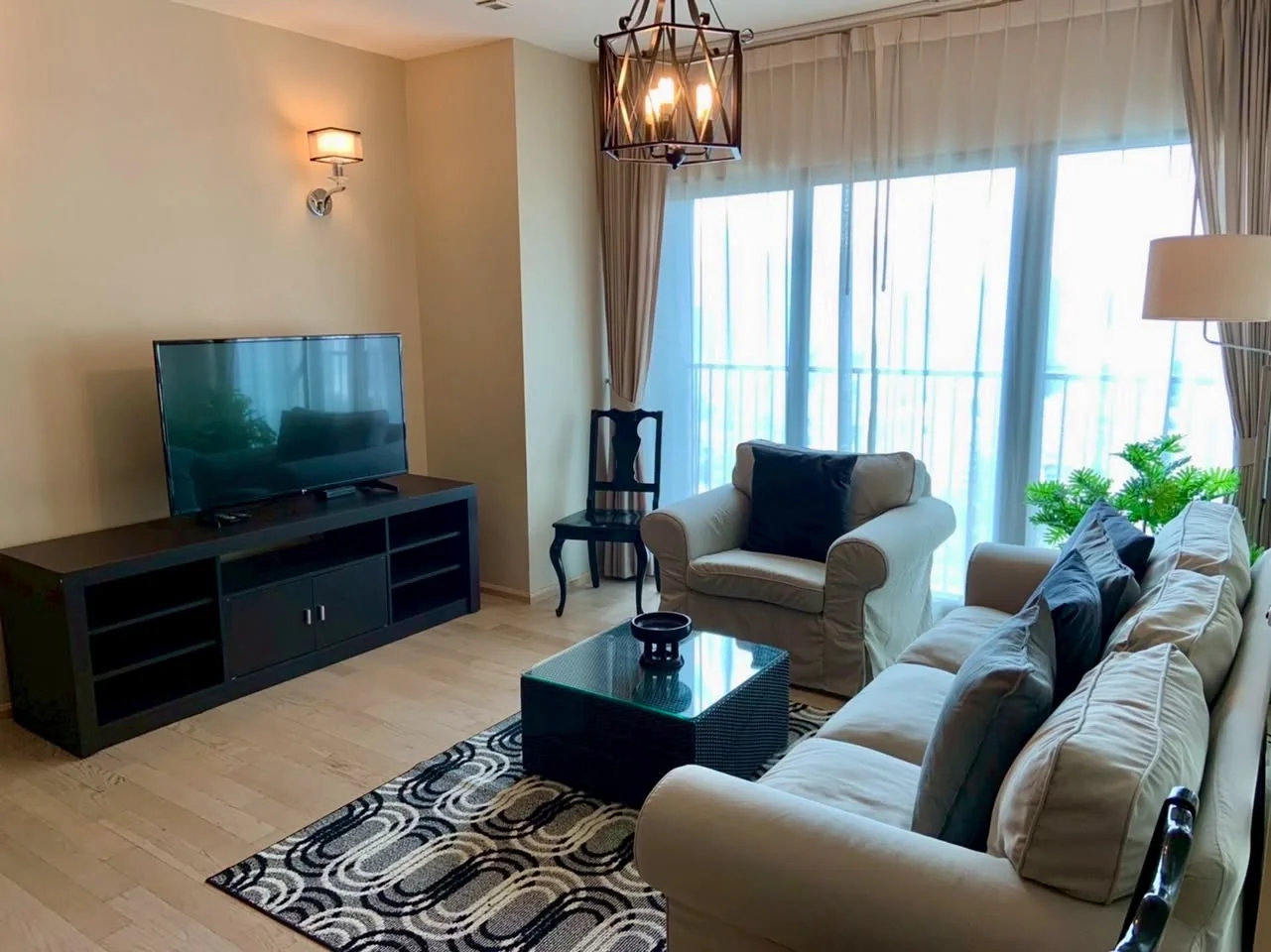 2 Bedroom condo in Noble Remix 2 Thonglor