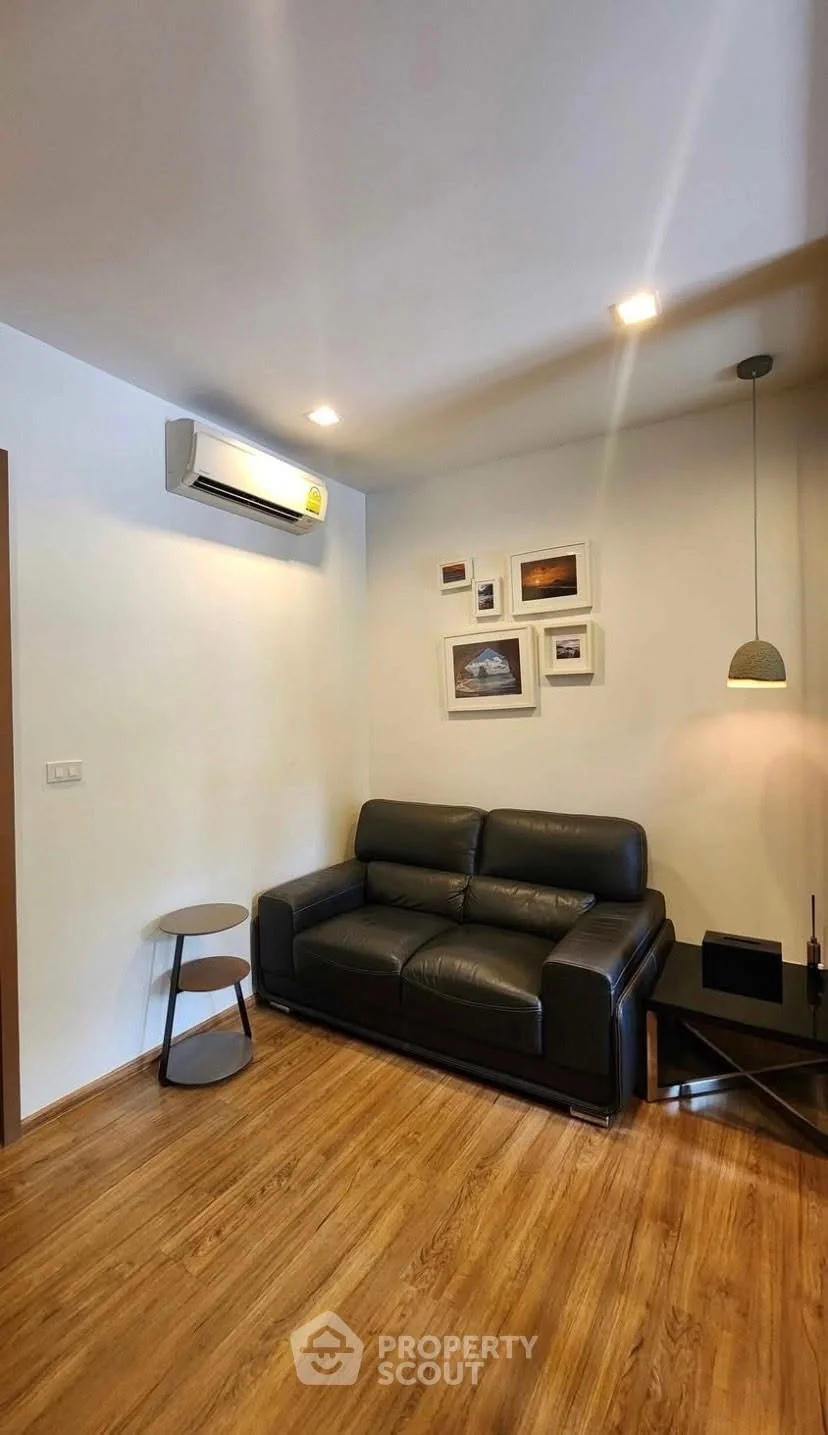 1 Bedroom condo in Hasu Haus