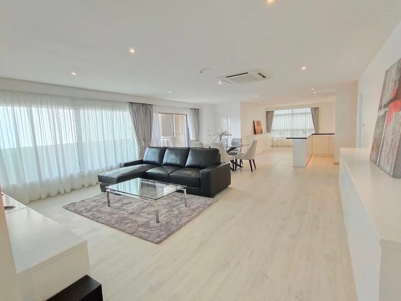 2 Bedroom condo in Silom Condominium