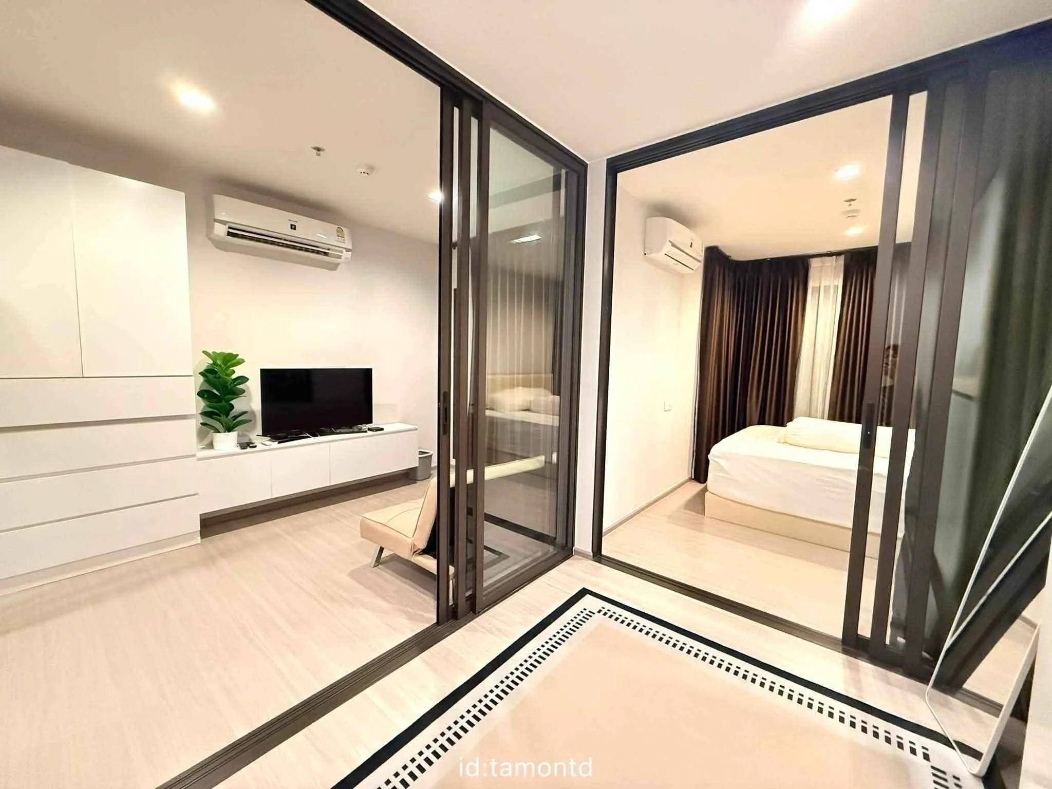 1 Bedroom condo in Life Sathorn Sierra