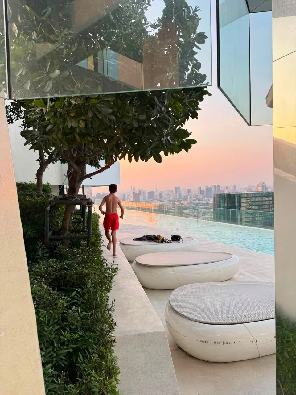 1 Bedroom condo in Life Asoke-Rama 9