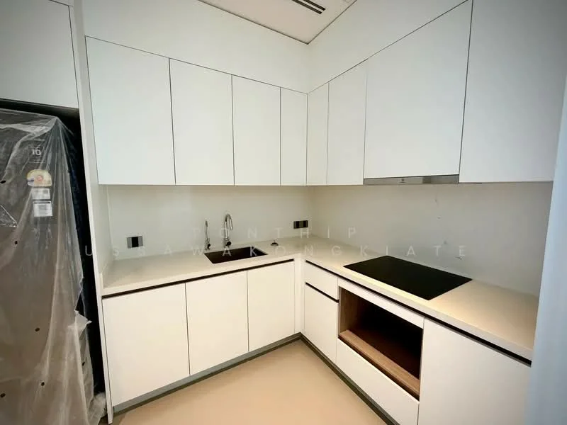 3 Bedroom condo in ONE89 Wireless