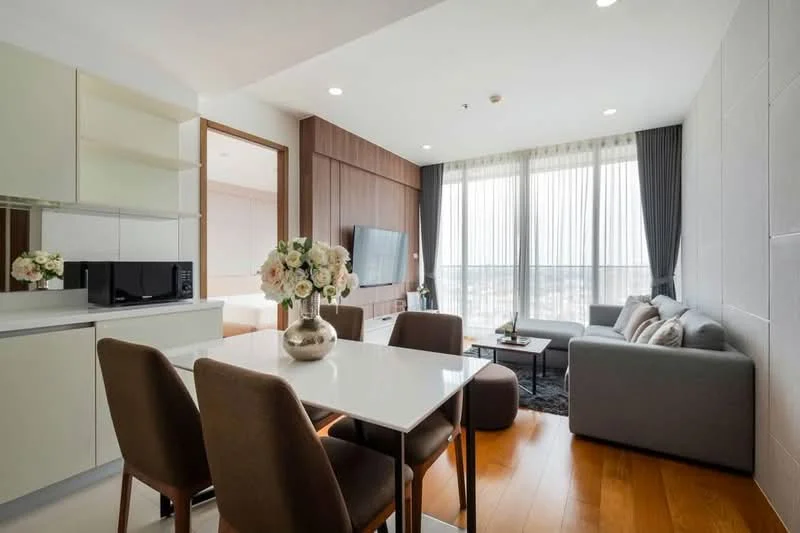2 Bedroom condo in Bright Wongwian Yai