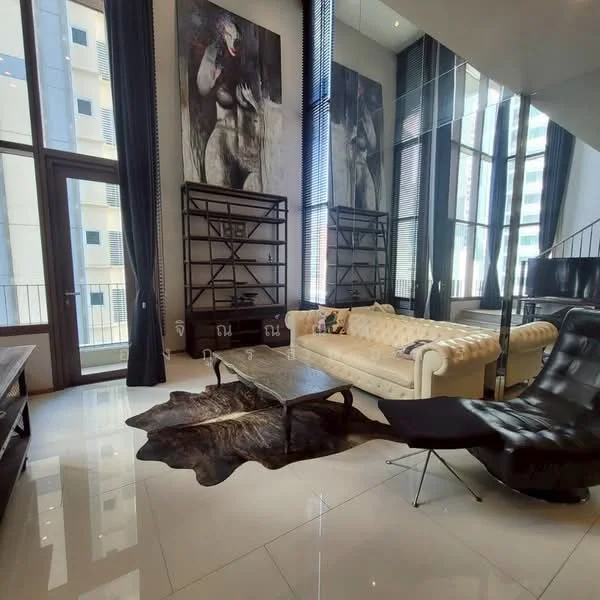 1 Bedroom condo in The Emporio Place