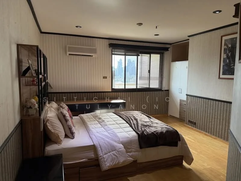 2 Bedroom condo in Baan Suanpetch