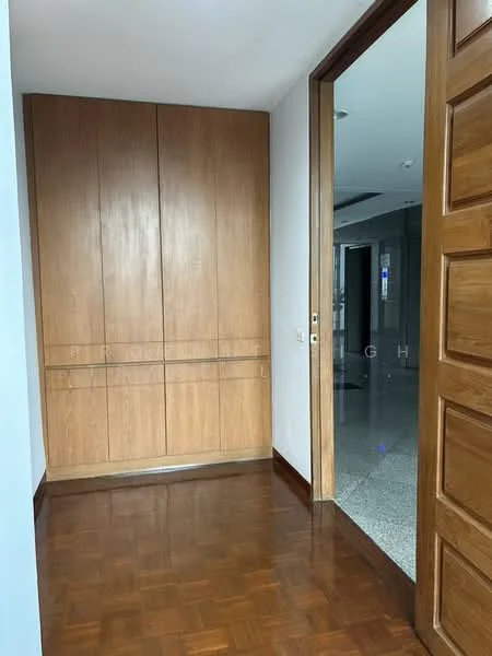 2 Bedroom condo in Baan Yen Akard