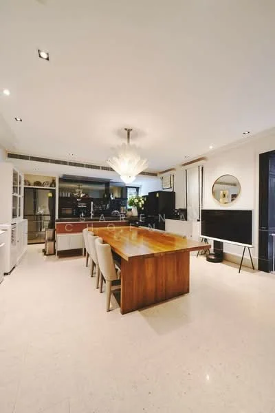 3 Bedroom condo in Baan Lux Sathon