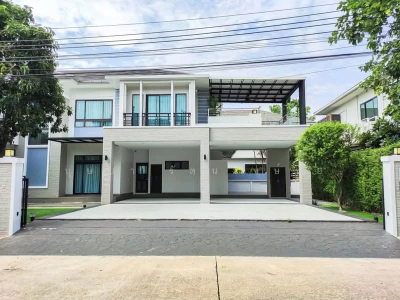 5 Bedroom condo in Perfect Masterpiece Sukhumvit 77