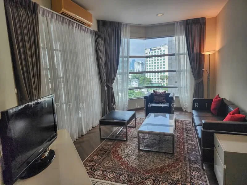 2 Bedroom condo in Citi Smart Sukhumvit 18