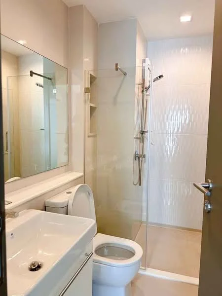 1 Bedroom condo in Life Asoke Hype