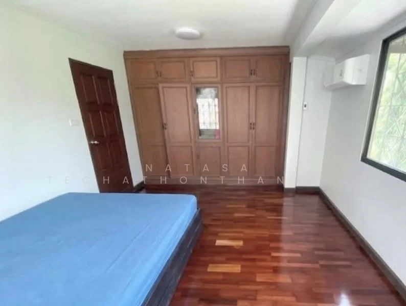 4 Bedroom condo in Sammakon Ramkhamhaeng