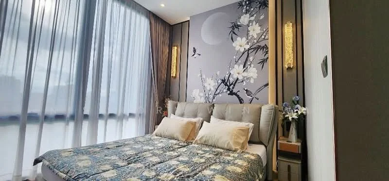 2 Bedroom condo in Muniq Langsuan