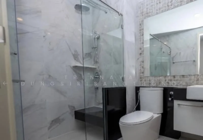2 Bedroom condo in Supalai Premier Charoen Nakhon