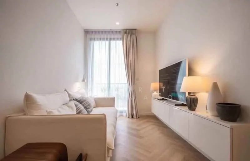2 Bedroom condo in Maru Ekkamai 2
