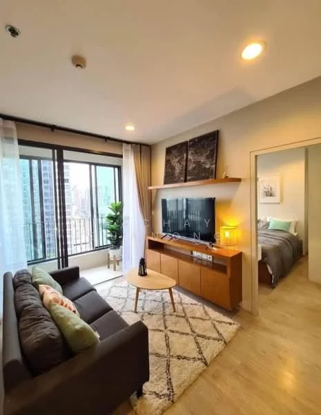 2 Bedroom condo in IDEO Q Ratchathewi