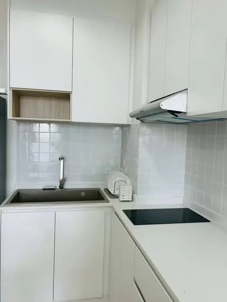 2 Bedroom condo in Sathorn House