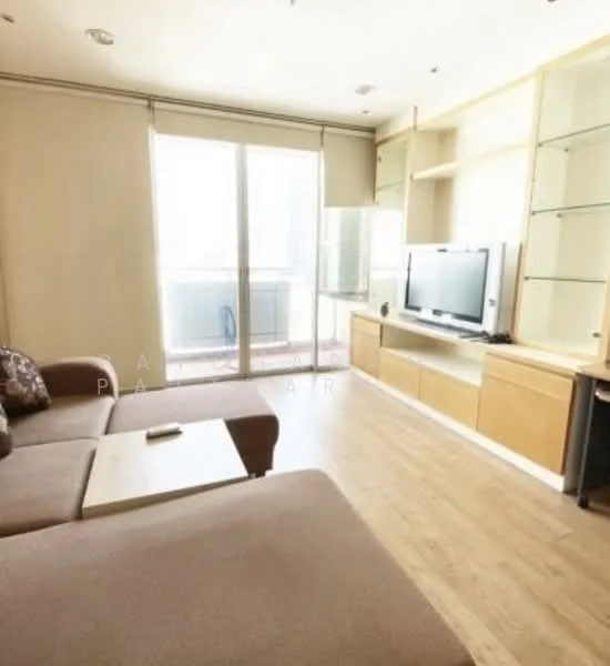 1 Bedroom condo in Silom Grand Terrace