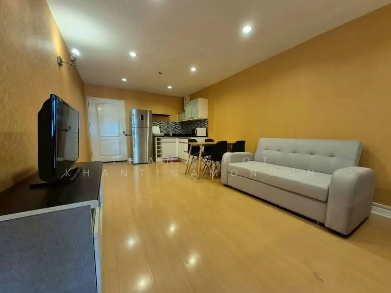 1 Bedroom condo in State Tower