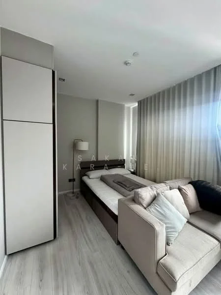 1 Bedroom condo in The Room Phaya Thai