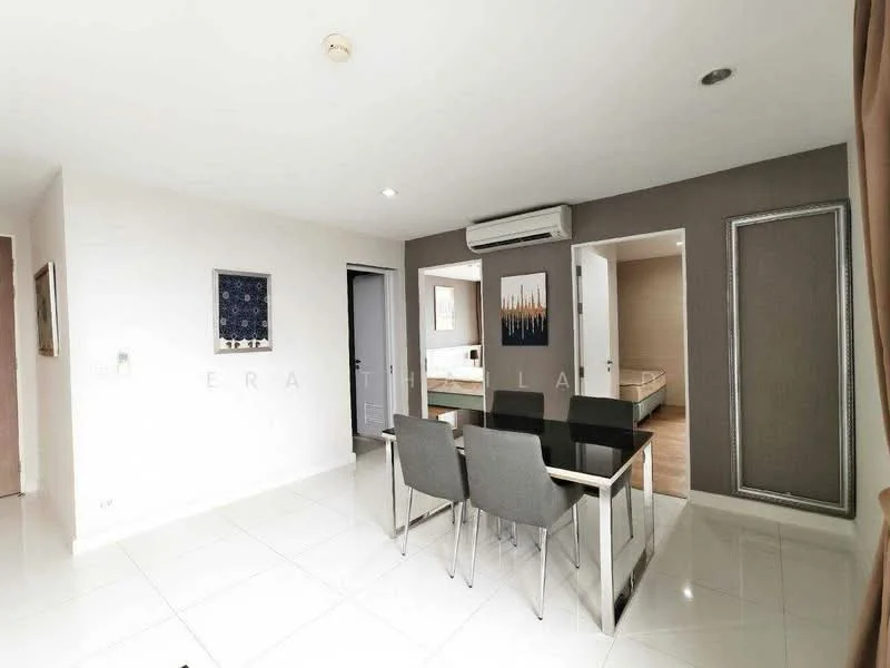2 Bedroom condo in UP Ekamai