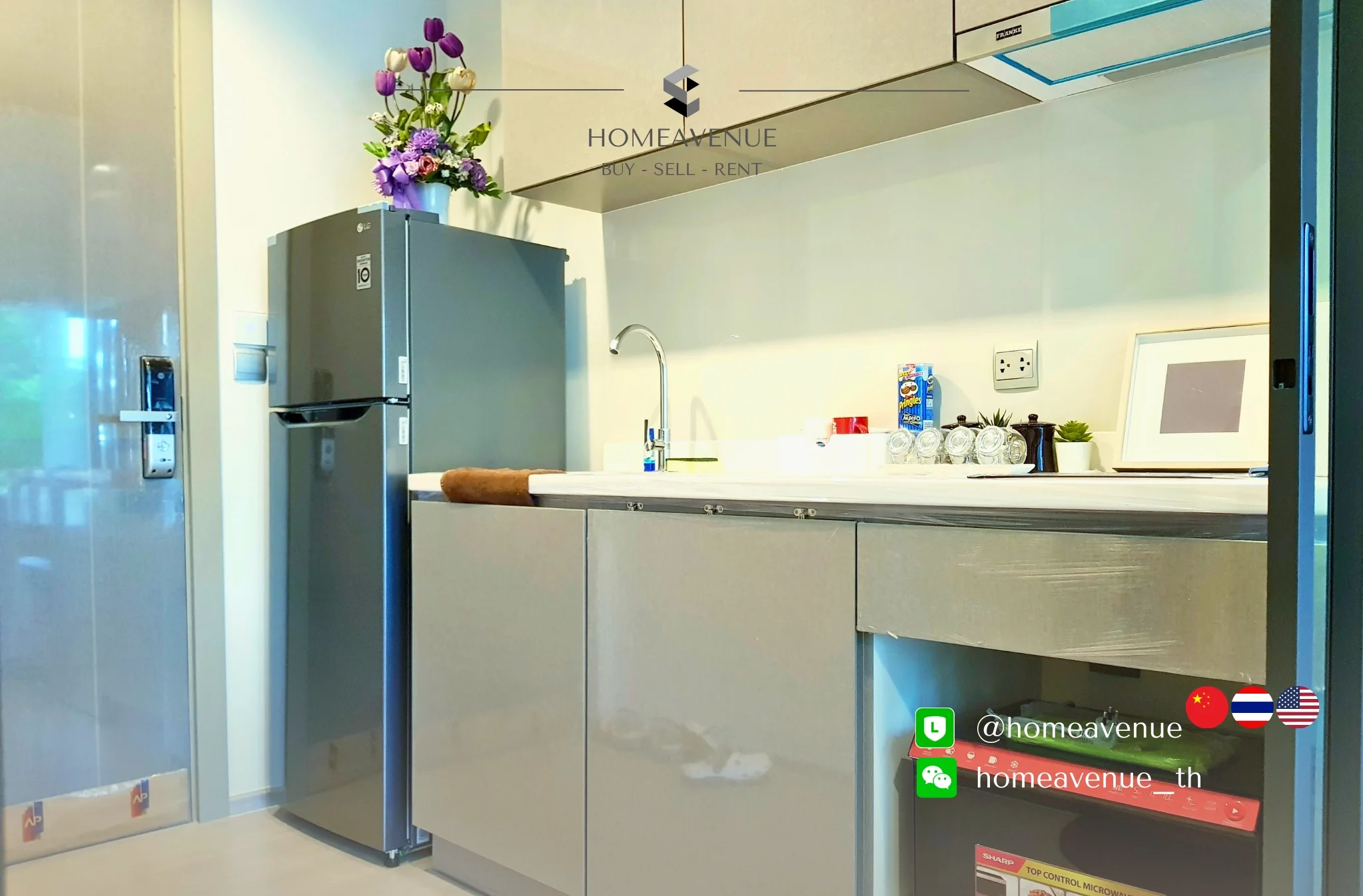 Studio condo in Life Asoke-Rama 9