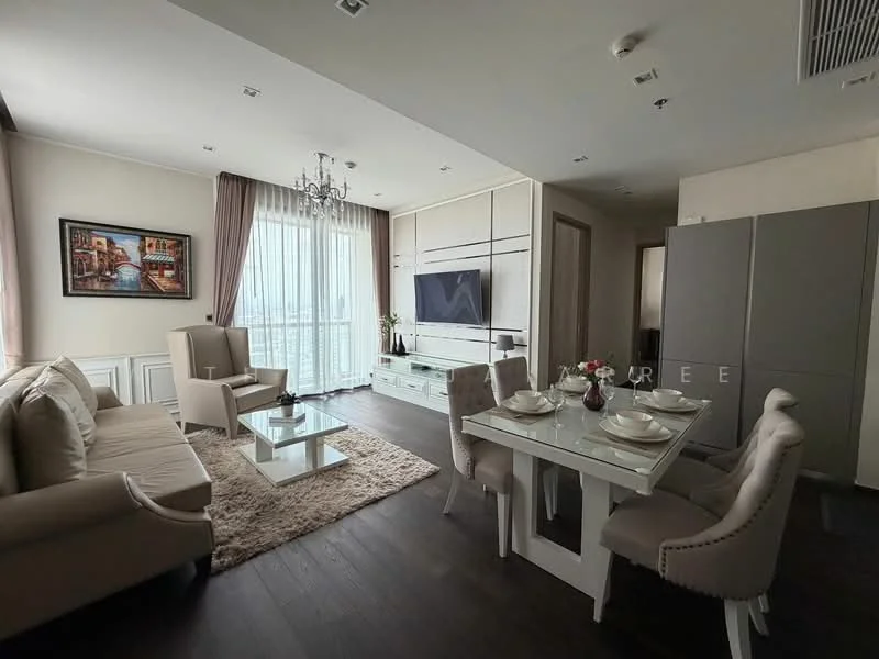 2 Bedroom condo in The XXXIX By Sansiri