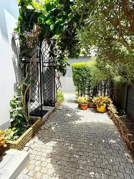 3 Bedroom condo in Setthasiri-Krungthep Kreetha 2
