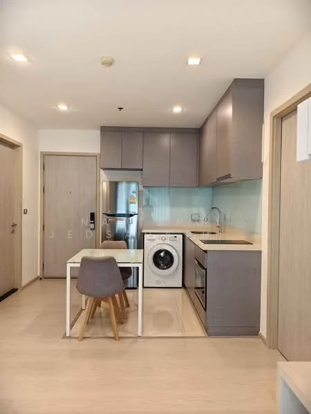 2 Bedroom condo in Rhythm Sukhumvit 36-38