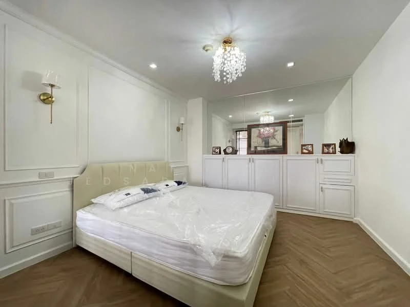 1 Bedroom condo in Noble Ambience Sarasin