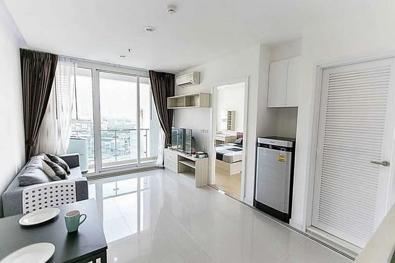 1 Bedroom condo in TC Green Rama 9