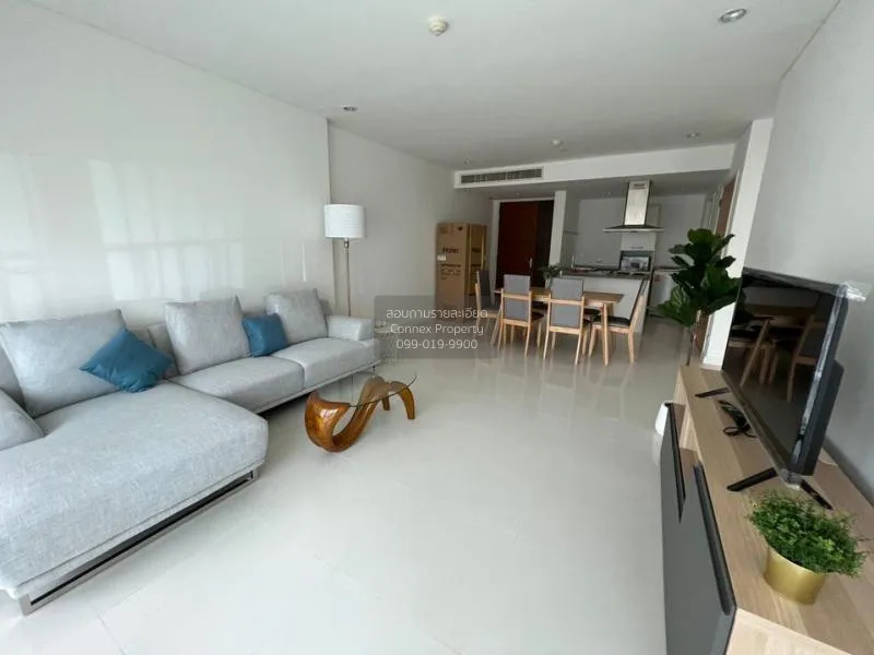 2 Bedroom condo in Fullerton Sukhumvit