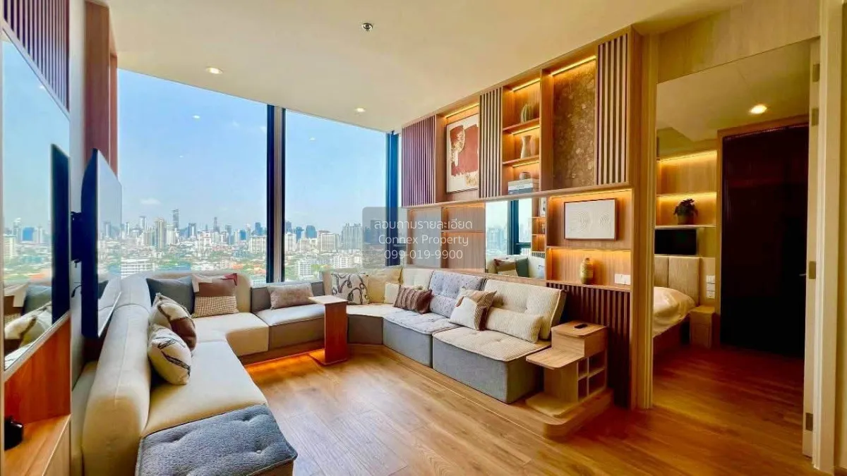 2 Bedroom condo in Noble Form Thonglor