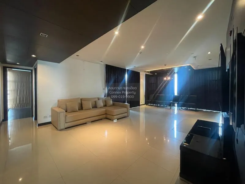 3 Bedroom condo in Fullerton Sukhumvit
