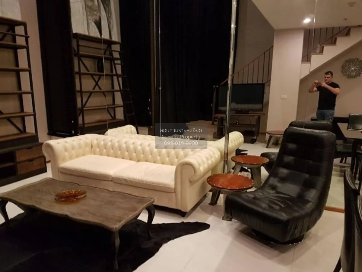 1 Bedroom condo in The Emporio Place