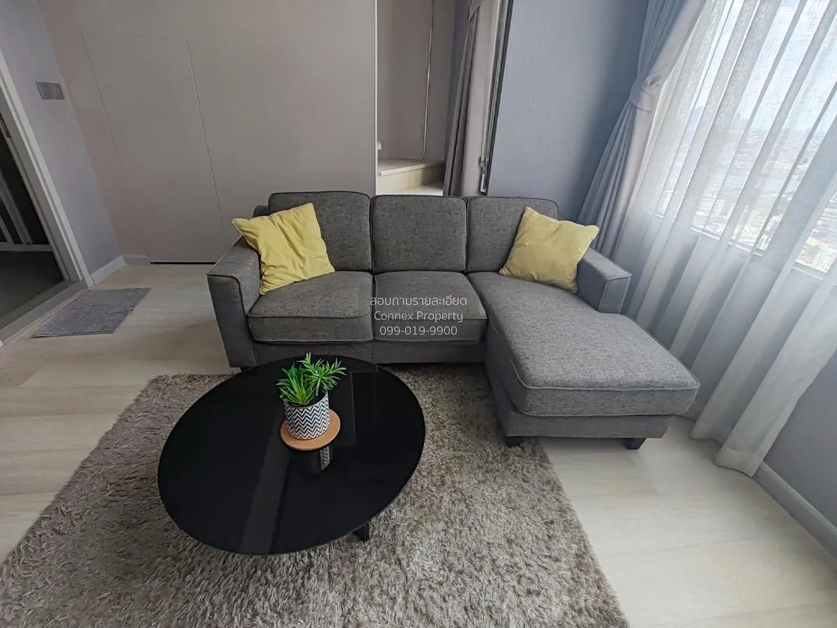 3 Bedroom condo in Metro Sky Wutthakat