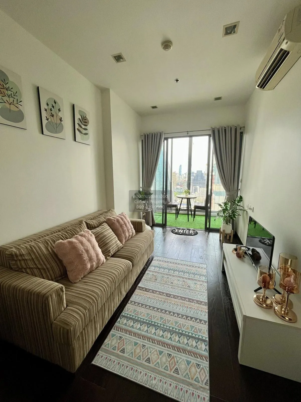 1 Bedroom condo in IDEO Q Phayathai