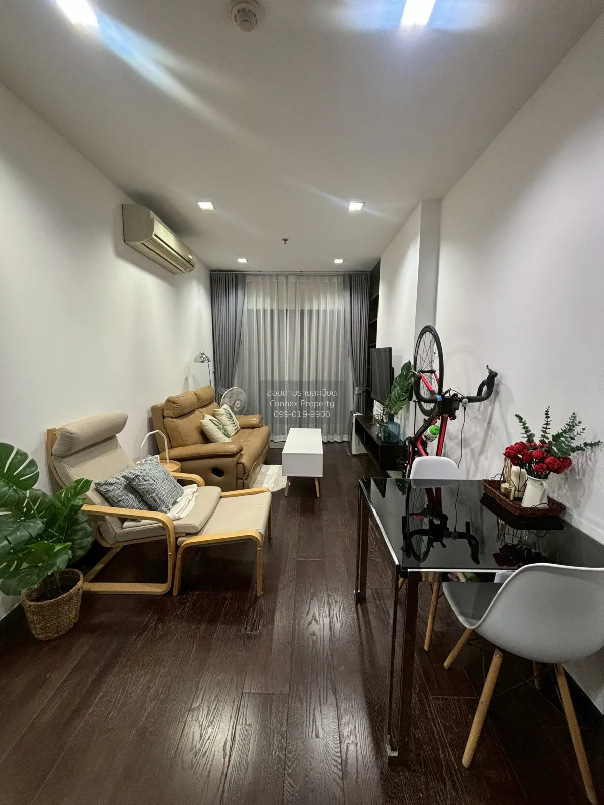 2 Bedroom condo in IDEO Q Phayathai